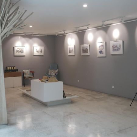 Aparthotel 2510 Urbanliving Jakarta Exterior foto